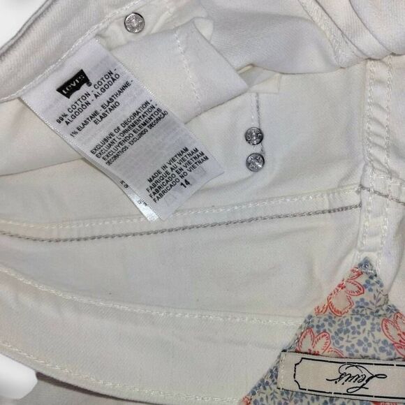 Levis Jeans Womens Size 14 White Capri Mid Rise Pant Stretch Classicore Western - Picture 7 of 10